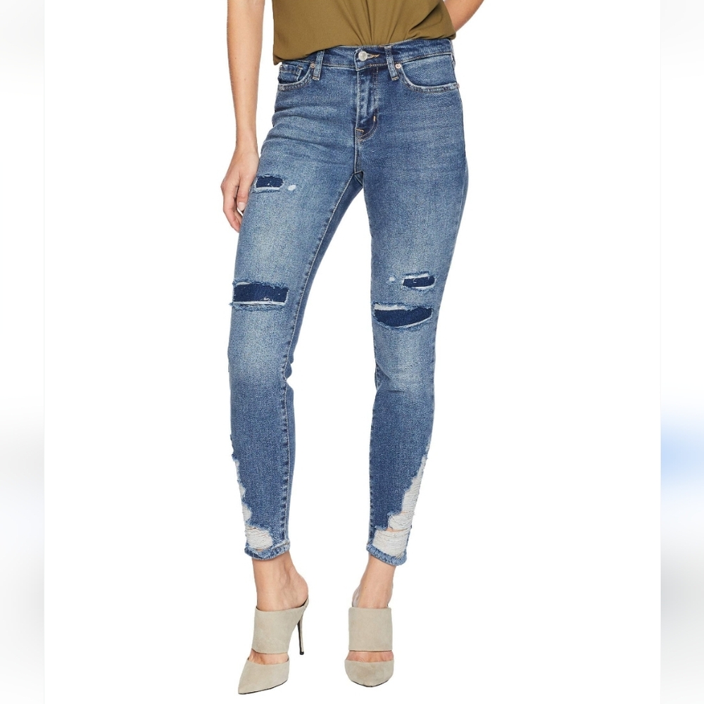 Free People Women's About A Girl Distressed Stretch Jeans Size 26